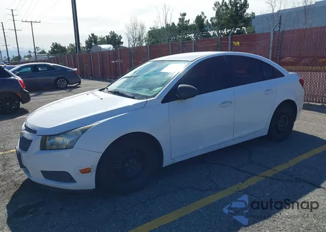 2013 Chevrolet Cruze Ls Auto z USA, uszkodzony, nr VIN 1G1PA5SG1D7243003